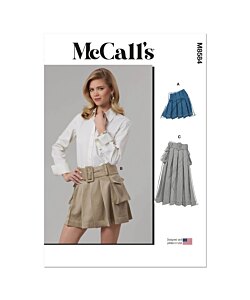 McCall's 8584 veckad kjol 