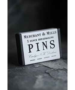 Merchant and Mills knappnålar